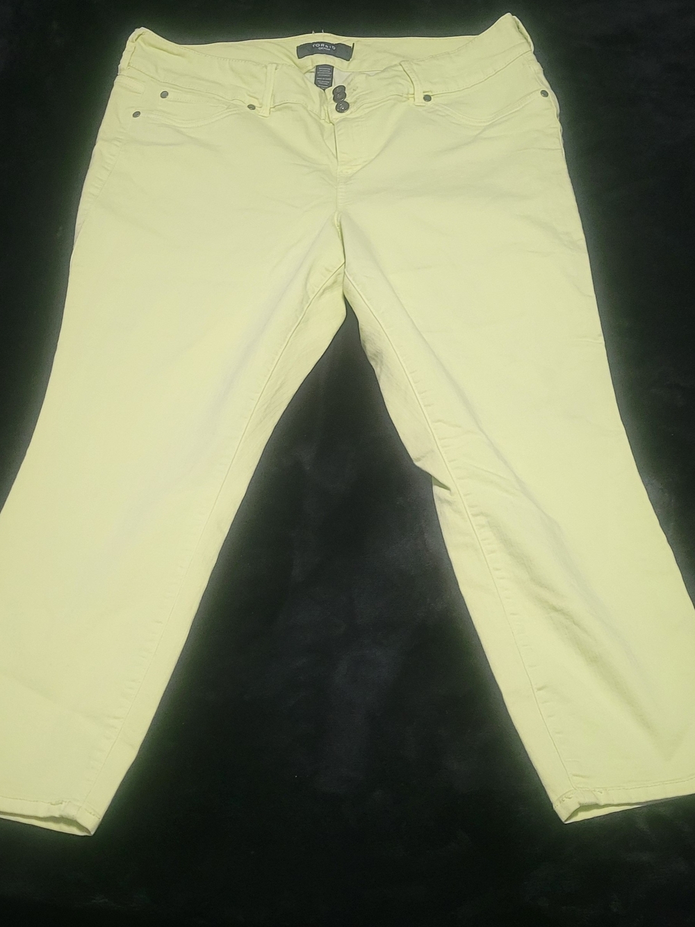 torrid Lemon Yellow Denim Capri Jeans